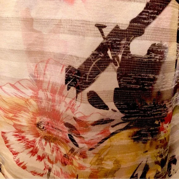 Christopher & Banks Abstract Floral Blouse 3/4 Length Sleeves built in tank top - Picture 3 of 10